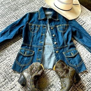 Vintage Lee denim 70’s inspired jacket!